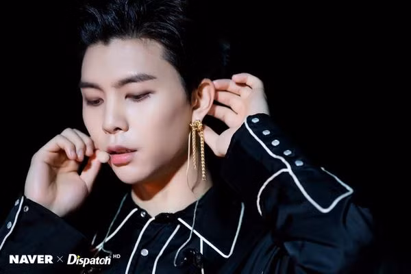10 phong cách thời trang những năm 70 đang ‘hung hãn’ tấn công Kpop năm 2019 ảnh 37