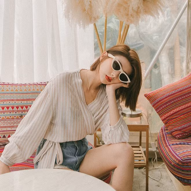 3 kiểu Blouse hack dáng cho những cô nàng béo bỗng trở nên thanh mảnh ảnh 6 Empty