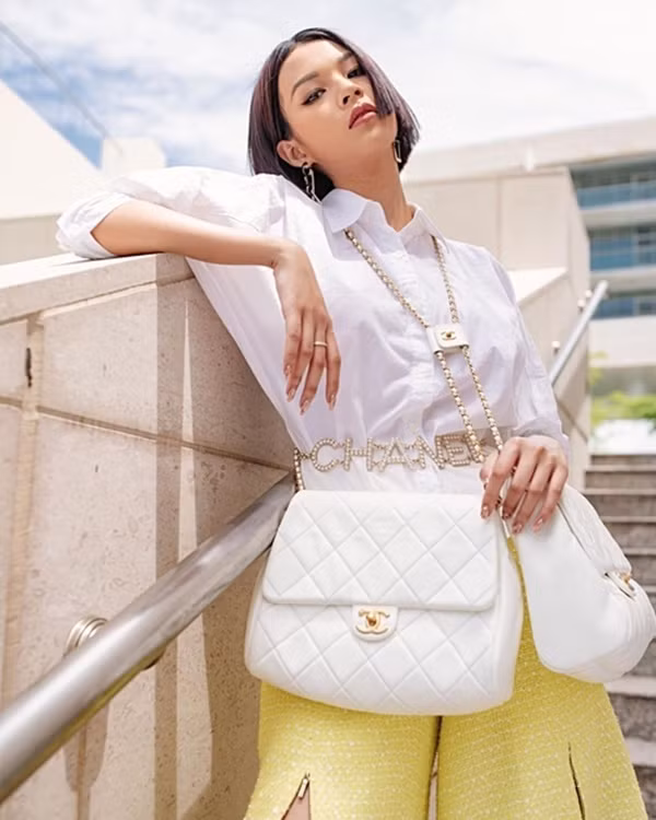 Những phụ kiện sang chảnh khiến hàng loạt sao Việt mê mẩn ảnh 10 Loạt sao việt đang mê mẩn những phụ kiện trang sức của chanel ( gồm khuyên tai, thắt lưng)