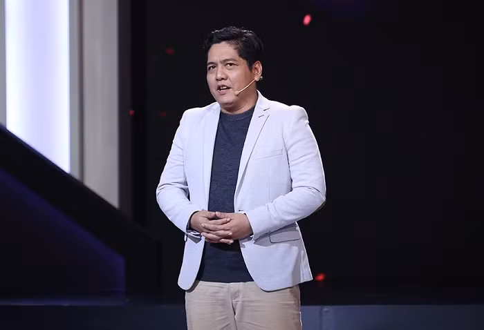 Đạo diễn Đức Thịnh.
