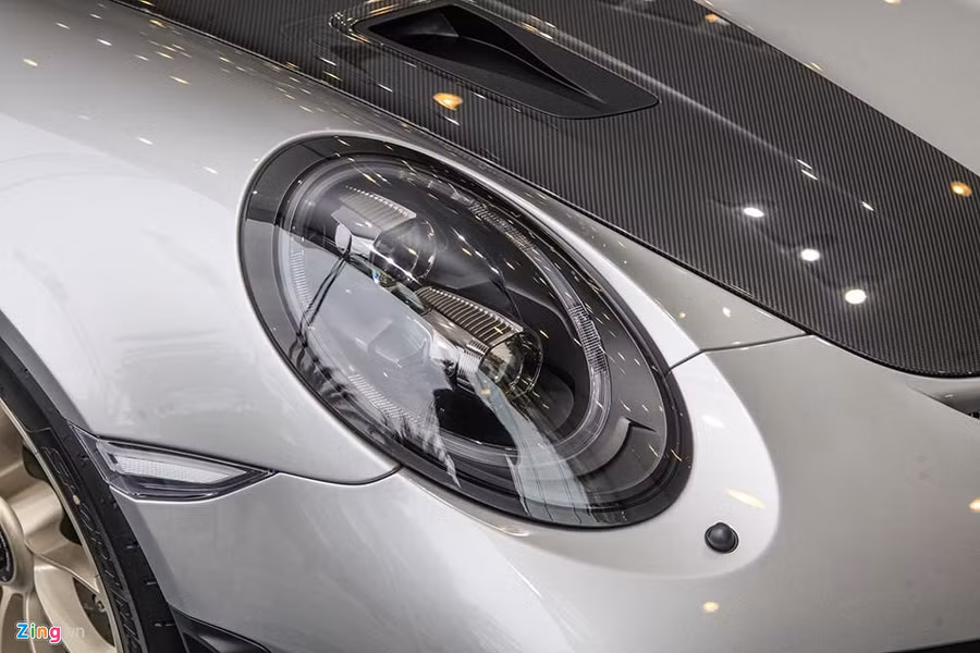 Ong Dang Le Nguyen Vu sam Porsche GT2 RS hon 20 ty sau khi ly hon hinh anh 7 