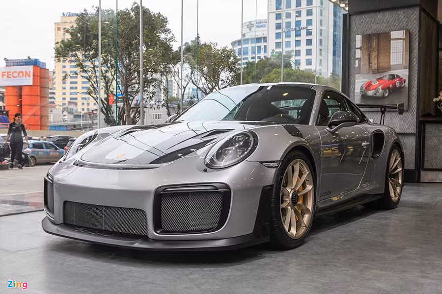 Ong Dang Le Nguyen Vu sam Porsche GT2 RS hon 20 ty sau khi ly hon hinh anh 10 