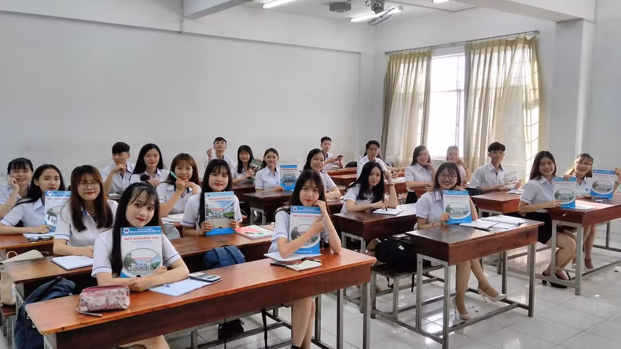 học sinh trường THPT Trần Cao Vân