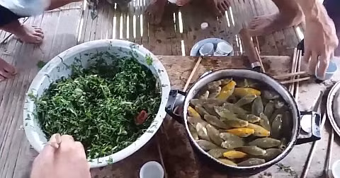 Không chỉ phân non động vật, Việt Nam còn có nhiều món ăn độc lạ làm nhiều người khiếp đảm - Hình 5