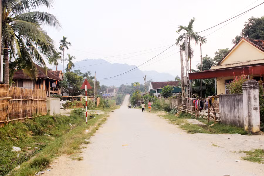 Kẻ Nính bây giờ đã có đường giao thông thuận lợi