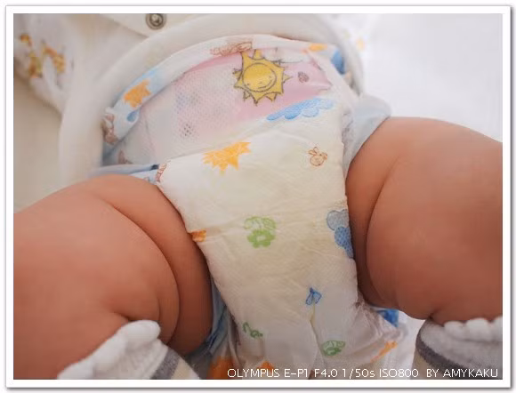 Trước 3 tuổi, bố mẹ nên thay đổi 4 thói quen xấu này cho con, nếu không tương lai của bé sẽ gặp rắc rối - Ảnh 1.
