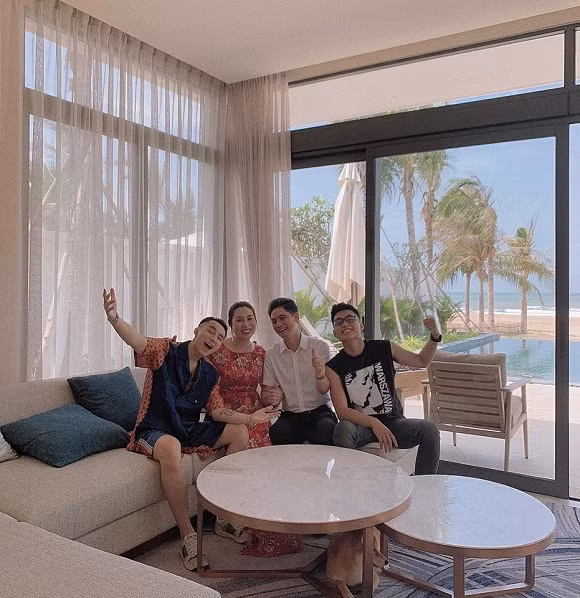 Sự thật tin đồn Sơn Tùng M-TP hẹn hò bí mật với "gái đẹp" Thiều Bảo Trâm ảnh 6 Sự thật về thông tin Sơn Tùng M-TP hẹn hò bí mật với gái đẹp Thiều Bảo Trâm tại concert BLACKPINK-7