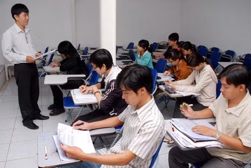 Thi thăng hạng chức danh nghề nghiệp giảng viên đại học được tổ chức tại 7 cụm thi