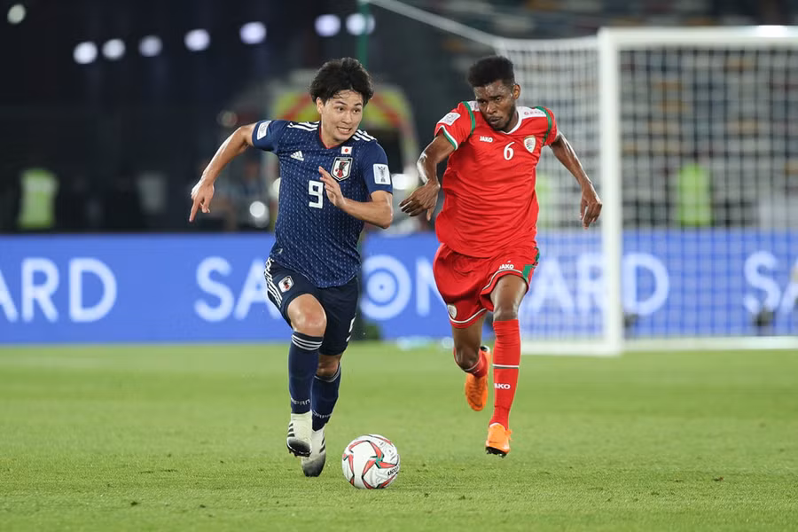 Takumi Minamino là ngòi nổ đáng sợ của ĐT Nhật Bản. Ảnh: AFC. Nhat Ban - doi thu cua Viet Nam tai tu ket Asian Cup manh co nao? hinh anh 4