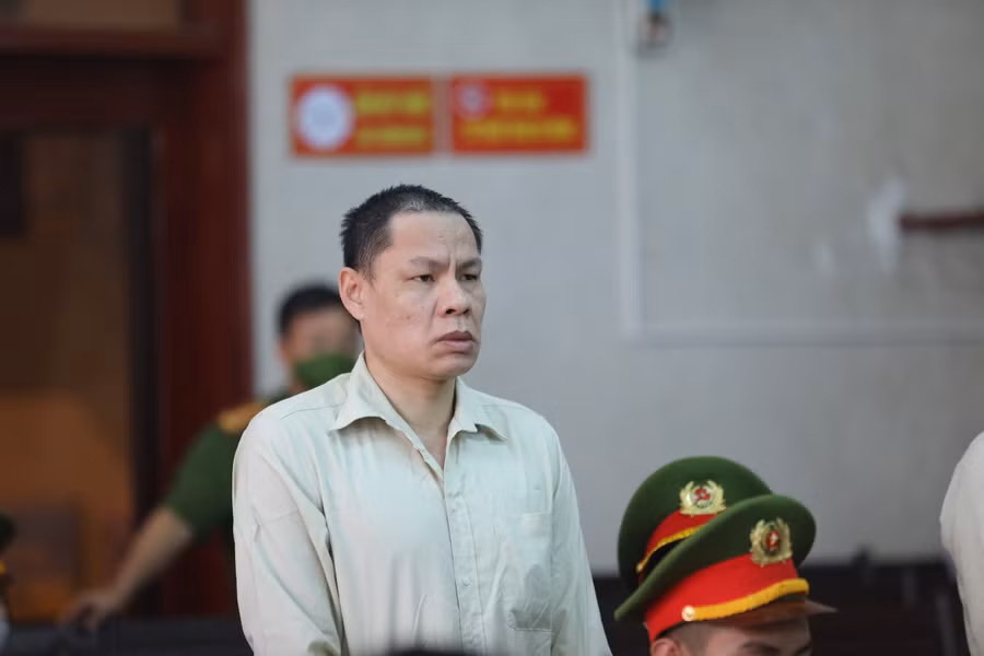 Vì Văn Toán tại phiên tòa.