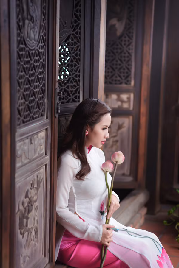 Hoài Thư