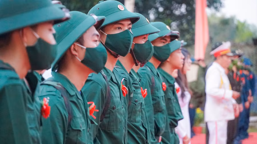 Sáng 9.2, 1.858 thanh niên của TP Cần Thơ lên đường nhập ngũ. Trong đó, có 1.353 thanh niên tham gia nghĩa vụ quân sự, 505 thanh niên tham gia nghĩa vụ công an.