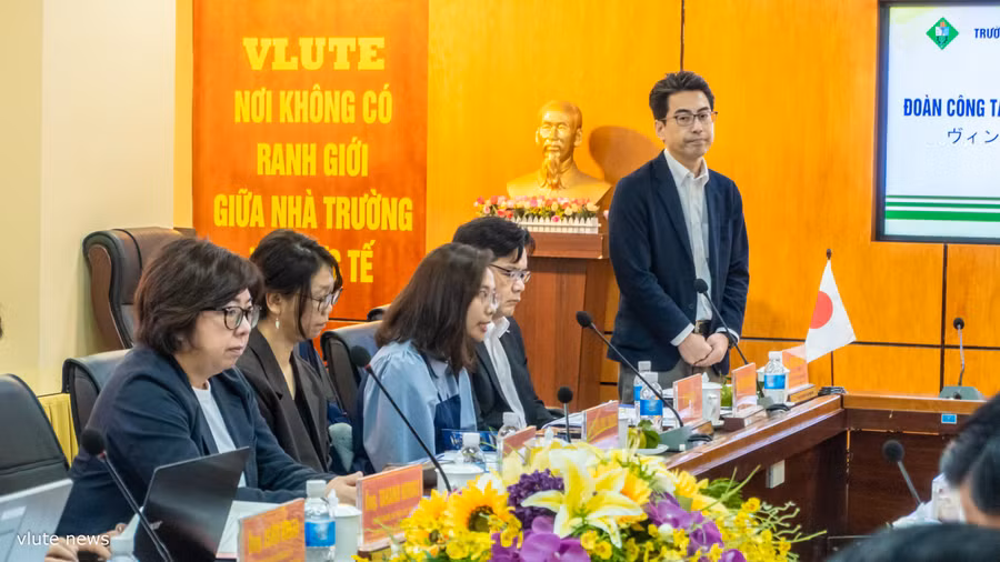 Đại diện chính quyền và doanh nghiệp của tỉnh Ibaraki (Nhật Bản).