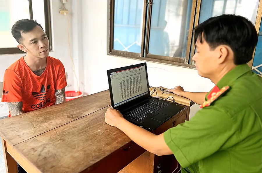Nguyễn Văn Nghĩa khai nhận tại cơ quan công an.
