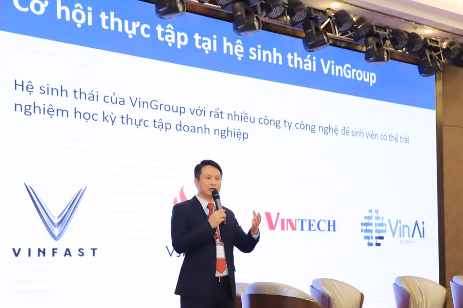 Nu sinh Ha Noi gianh giai nhat cuoc thi viet luan bang tieng Anh Write4Change hinh anh 8