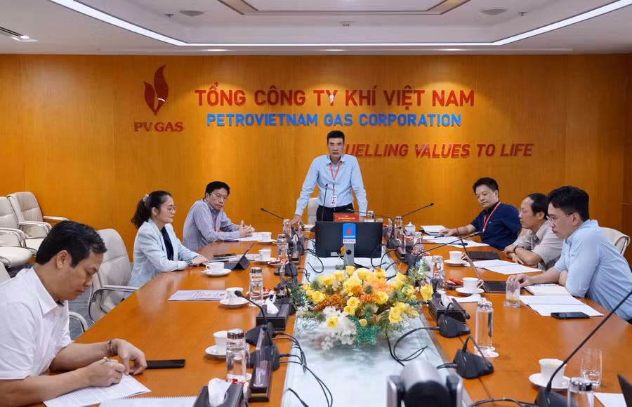 Ông Dương Mạnh Sơn, Bí thư Đảng ủy phát biểu tại Hội nghị. Ông Dương Mạnh Sơn, Bí thư Đảng ủy phát biểu tại Hội nghị.