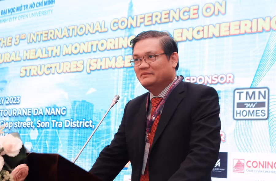 GS Nguyễn Minh Hà, Hiệu trưởng Trường ĐH Mở TPHCM phát biểu tại hội thảo. GS Nguyễn Minh Hà, Hiệu trưởng Trường ĐH Mở TPHCM phát biểu tại hội thảo.