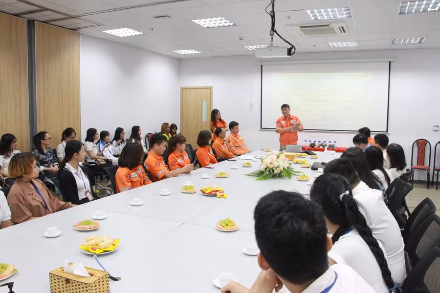 Khoa Quốc tế - ĐH Thái Nguyên: Thực tập, làm việc trong môi trường chuyên nghiệp ảnh 5