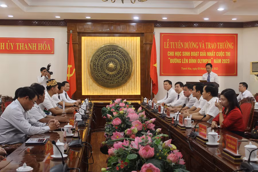 Quang cảnh buổi lễ. Ảnh: LT.