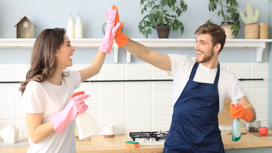 Trong những điều kiện thích hợp, việc dọn dẹp có thể thực sự thú vị. (Ảnh: ITN). Trong những điều kiện thích hợp, việc dọn dẹp có thể thực sự thú vị. (Ảnh: ITN).