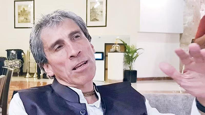 Nhà thơ Yuri Zambrano-thành viên Ban tổ chức WFP