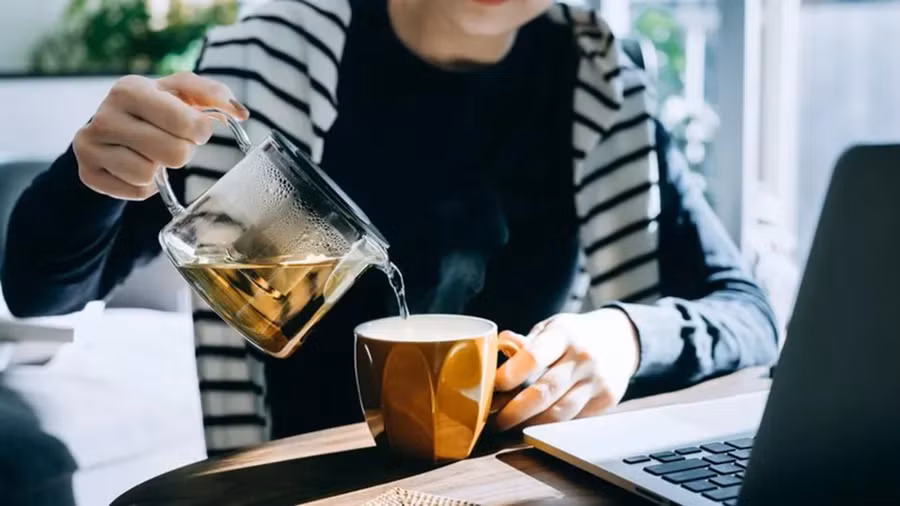 Những người mắc bệnh sỏi mật nên thận trọng khi sử dụng gừng. (Ảnh: ITN)