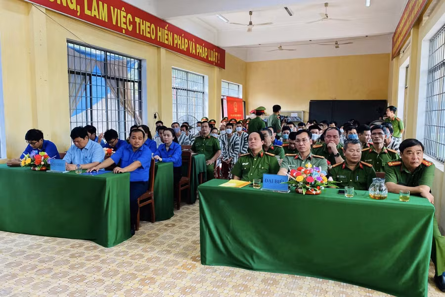 Năm nay chương trình được tổ chức tại Trại tạm giam Công an tỉnh Quảng Ngãi. Năm nay chương trình được tổ chức tại Trại tạm giam Công an tỉnh Quảng Ngãi.