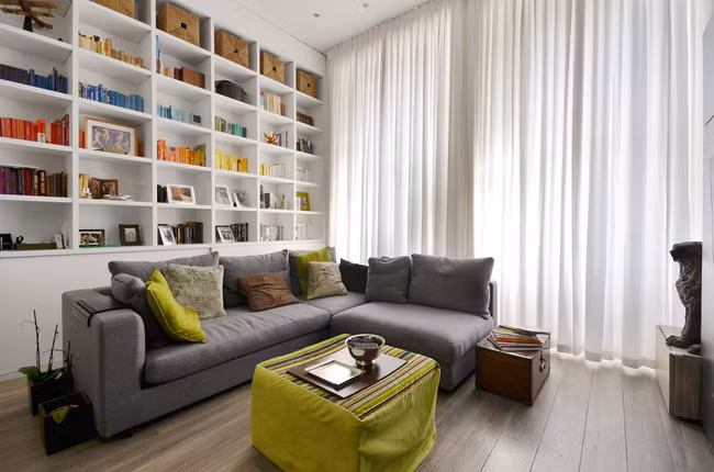 Căn hộ chỉ vọn vẻn 20m² nhưng chưa đựng vạn sự bất ngờ bên trong - Ảnh 1.