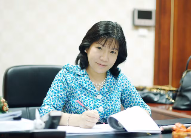  Không chỉ là doanh nhân xuất sắc, tiến sĩ Thanh Nhàn đã triển khai nhiều chương trình giúp đỡ hỗ trợ hàng chục ngàn người nghèo tìm cơ hội việc làm 