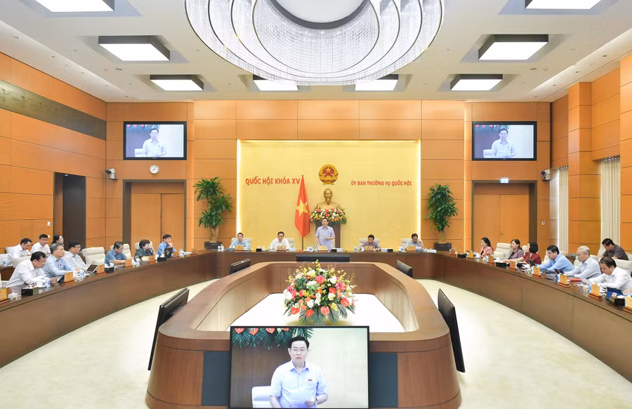 Toàn cảnh phiên họp