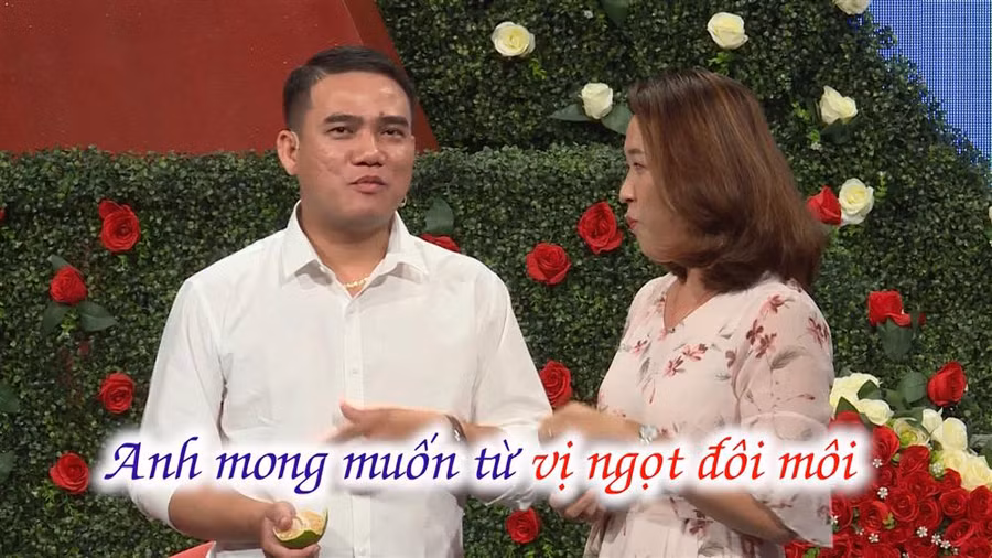 Sốc với cặp đôi hẹn hò tình cảm như chốn không người trên sóng truyền hình-5