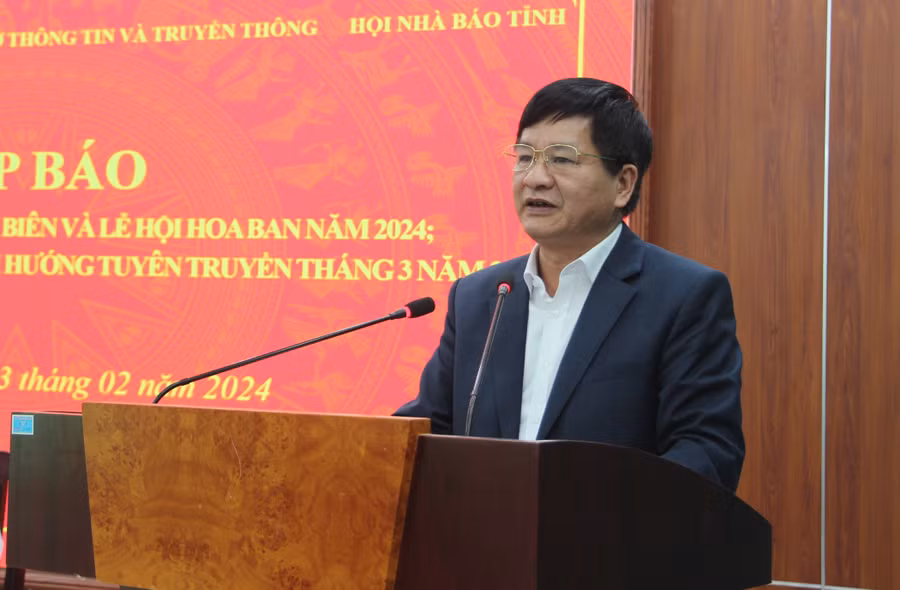Ông Lê Thành Đô, Chủ tịch UBND tỉnh Điện Biên phát biểu tại buổi họp báo. Ông Lê Thành Đô, Chủ tịch UBND tỉnh Điện Biên phát biểu tại buổi họp báo.