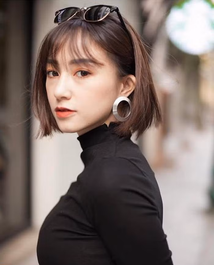 Dàn hot girl Việt đã xinh tự nhiên vẫn phẫu thuật thẩm mỹ ảnh 19 Dàn hot girl Việt đã xinh tự nhiên vẫn phẫu thuật thẩm mỹ ảnh 19