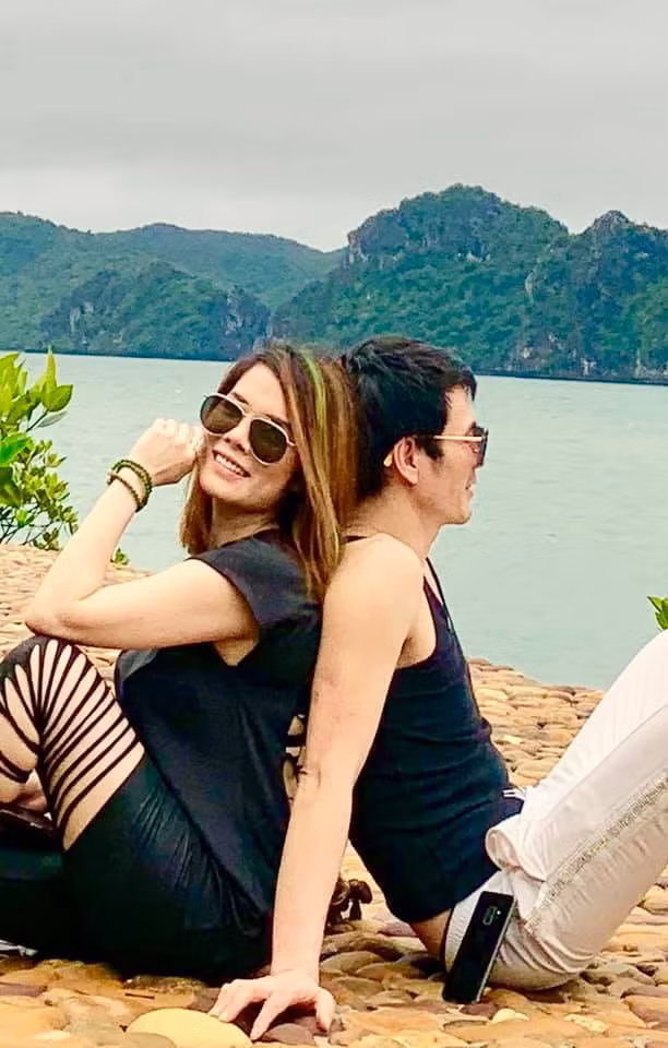 Độc quyền: Loạt ảnh chứng minh vợ chồng chị cả thân thiết với vợ hai Kiều Thanh - Ảnh 2.