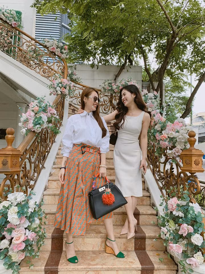 Mỗi scandal của Việt Anh và vợ cũ đều có bóng dáng của cô gái này ảnh 10 Đếm số lần Quế Vân mỏi miệng thanh minh vì xen vào mối quan hệ Việt Anh và vợ vũ-10