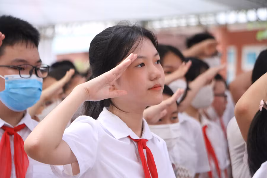 Năm học 2021-2022 đi qua với bao khó khăn vì học sinh phải học trực tuyến trong nhiều tháng liền để phòng chống dịch Covid-19.
