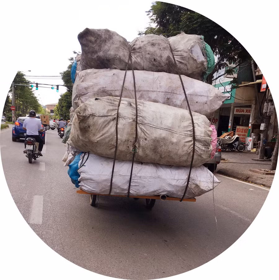 Lớn như một chiếc ô tô tải Lớn như một chiếc ô tô tải