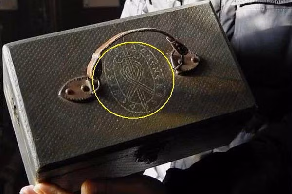 Phát hiện hai chiếc đầu lâu nghi là của người ngoài hành tinh ảnh 2 Phát hiện hai chiếc đầu lâu nghi là của người ngoài hành tinh ảnh 2