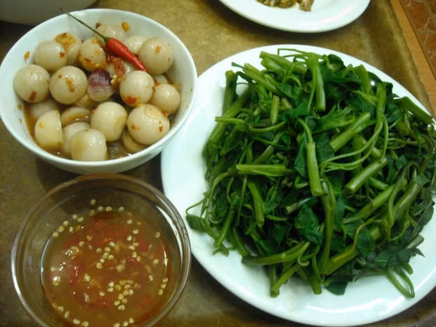 Tại sao nhiều người ăn chay lại tăng cân? 1