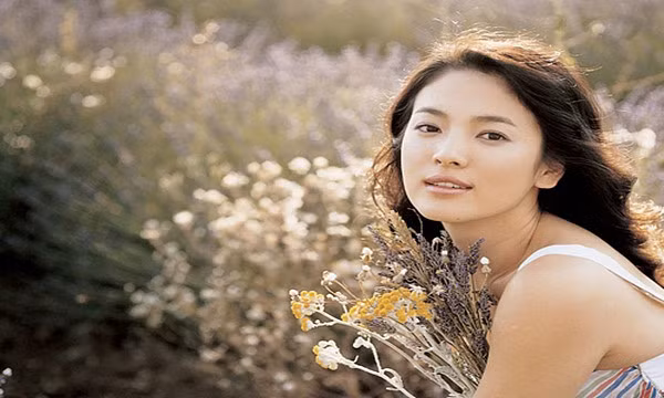 Thấy bố người yêu nhếch nhác, chàng trai tìm cách đuổi về để rồi hối không kịp