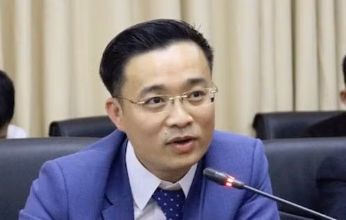‘Nha bao quoc te’ Le Hoang Anh Tuan so huu nhieu van bang 