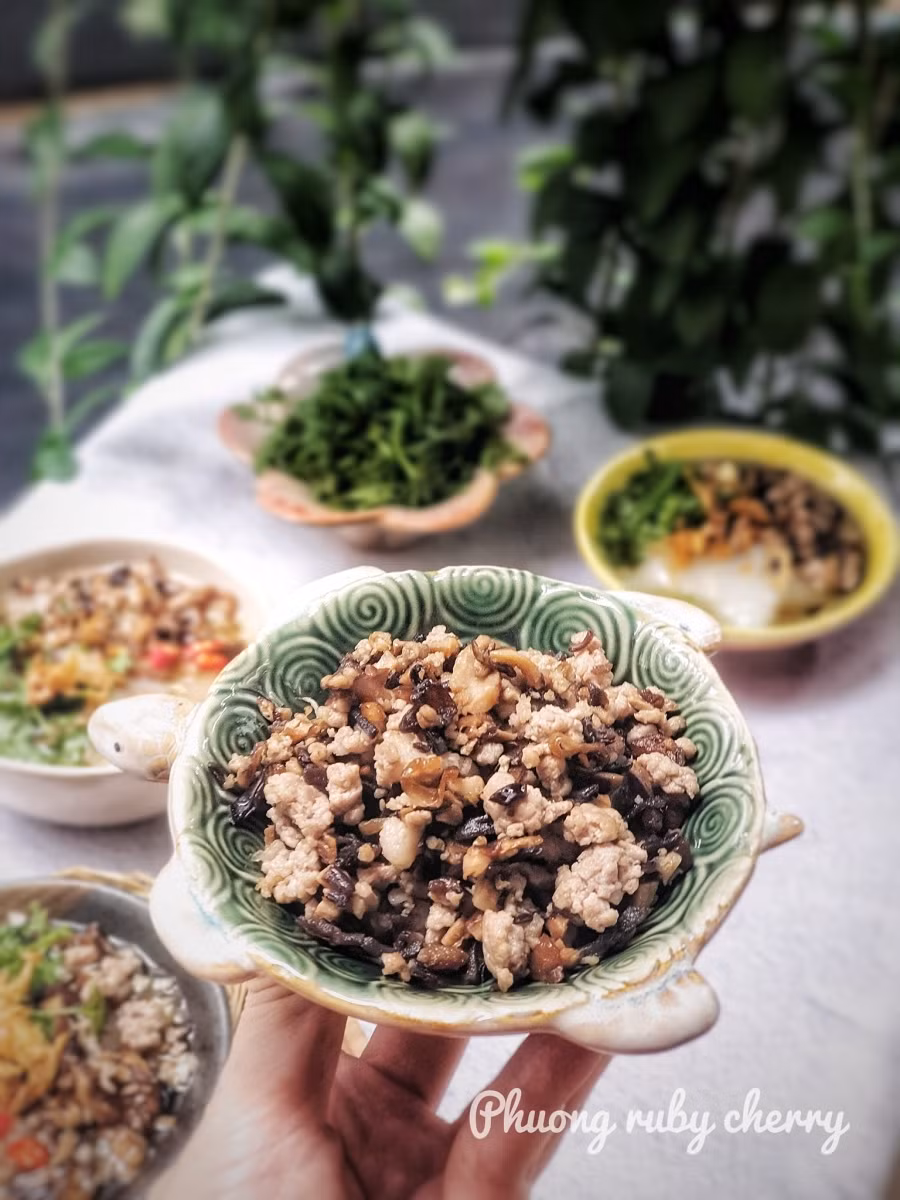 Nhân bánh đúc.