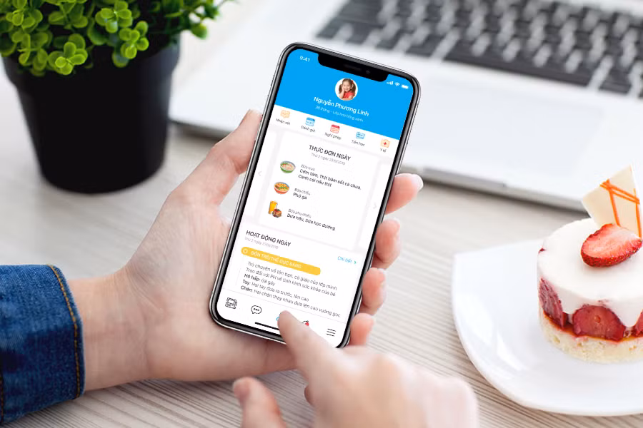 Ứng dụng SISAP được liên kết với nền tảng, như một mạng xã hội để tương tác, trao đổi thông tin kịp thời giữa phụ huynh và giáo viên về tình hình thu học phí, kết quả học tập, rèn luyện, thời khóa biểu, sự kiện…