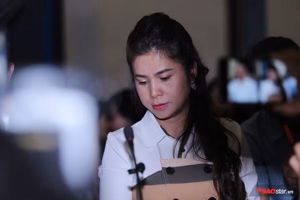 Bà Lê Hoàng Diệp Thảo cũng lên tiếng nghi vấn đưa chồng vào viện tâm thần để nắm toàn quyền điều hành.