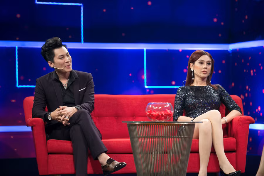 Chồng Lâm Khánh Chi tiết lộ: “Rùng mình” ngay lần đầu tiên gặp vợ
