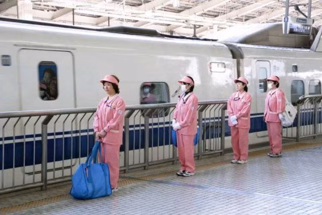 "7 phút" và câu chuyện đáng khâm phục trên mỗi chuyến tàu cao tốc Nhật Bản ảnh 2