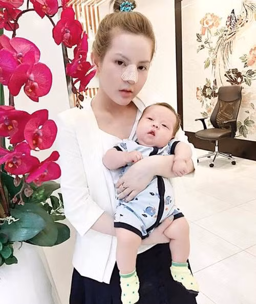Vừa sinh xong không lo kiêng cữ, hotgirl Vân Tokyo lại đập mặt xây lại” khiến nhiều người giật mình-4