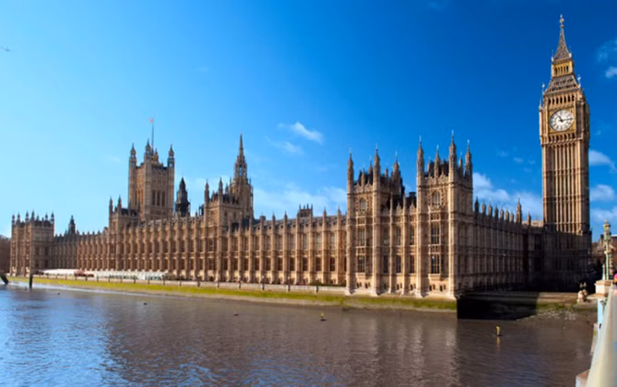 Thuyết âm mưu xung quanh Brexit
