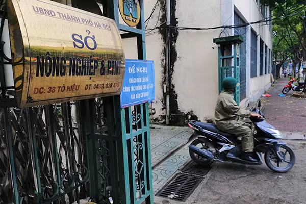 Ngày làm việc cuối cùng của Phó giám đốc Sở Nông nghiệp Hà Nội