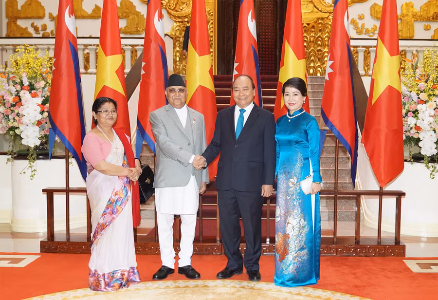 Thủ tướng Nguyễn Xuân Phúc đón, hội đàm với Thủ tướng Nepal ảnh 4